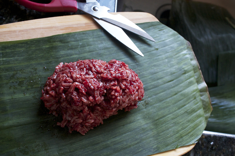 Northern Thai Steamed Pork-Blood Rice - Kaho Kan Jin