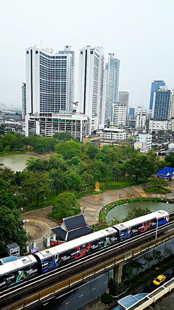 Bangkok: Recipes and Stories from the Heart of Thailand by Leela Punyaratabandhu